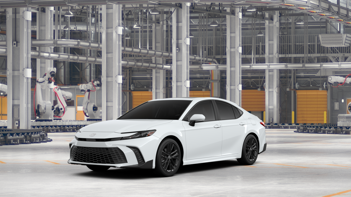 2026 Toyota Camry SE in Ice Cap — front three-quarter view